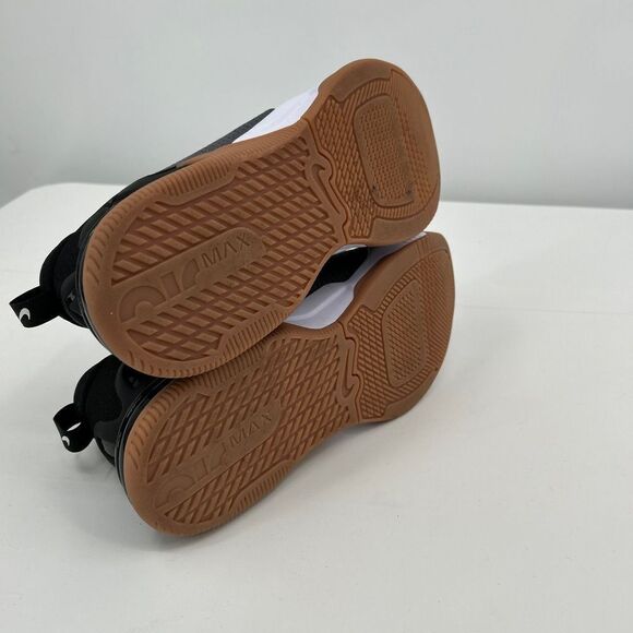 NWT Nike DM0829-008 Black White Swoosh Gum Sole Sneakers US 10 - Picture 6 of 7